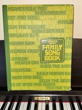 1970 Reader's Digest Family Songbook Hardcover Piano Notes Guitar Chords Lyrics